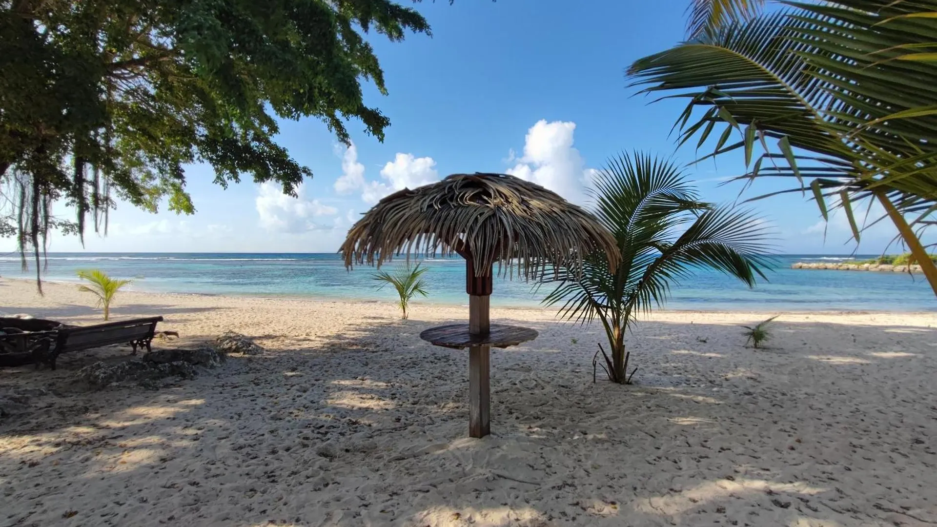 Appartement Studio Kawane Anse Des Rochers 303 Rdc, Cote Mer Saint-Francois